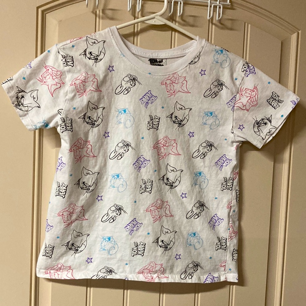 Tom and Jerry Women’s Graphic Cartoon Cat and Mouse Rivals Tshirt Cotton Size S